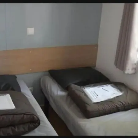 Parque de Campismo Mobil-home 6 Personnes Ardeche Le Domaine De Chaussy